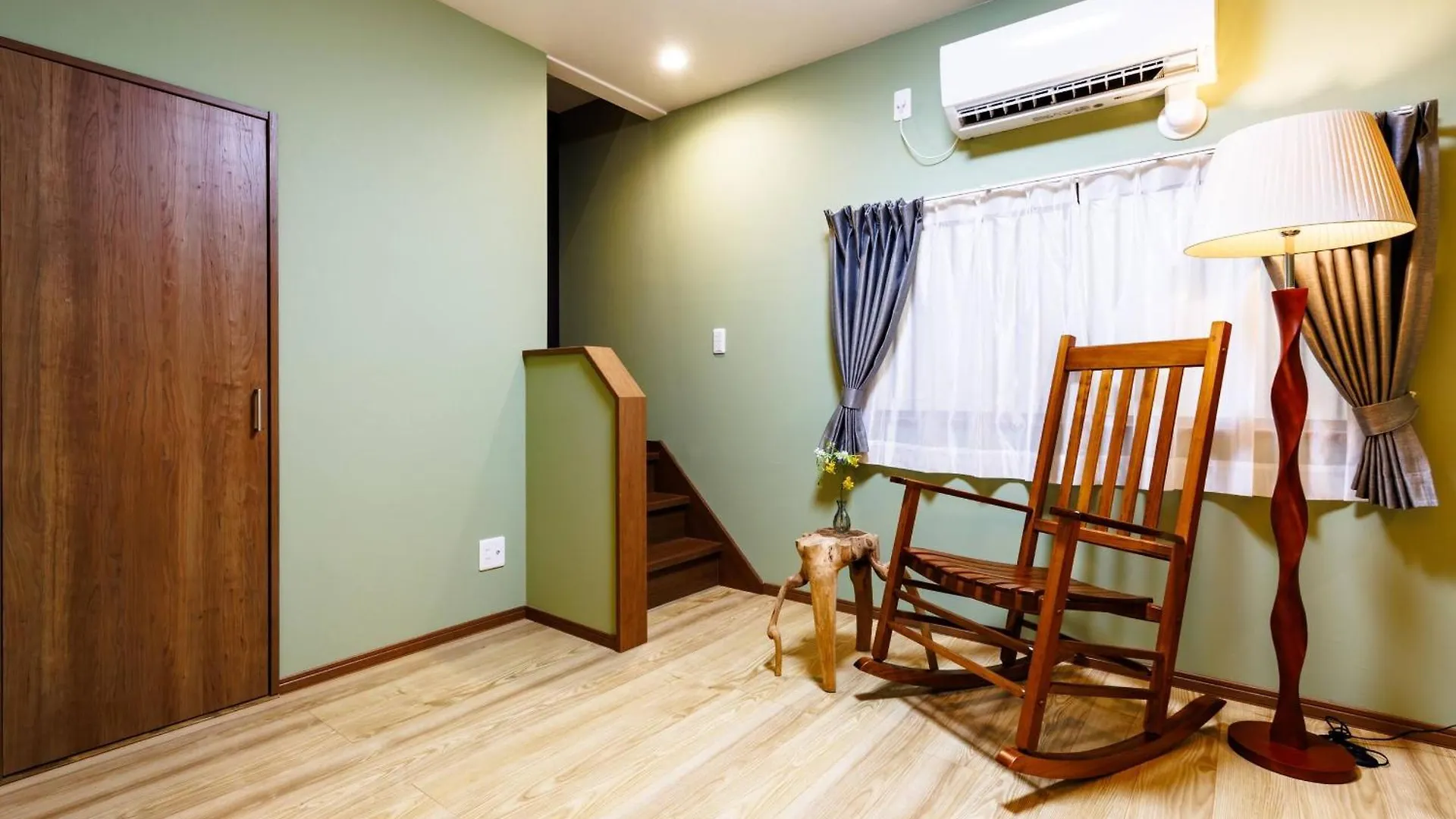 Apartment Ferienwohnung スカイビル梅田 Ōsaka